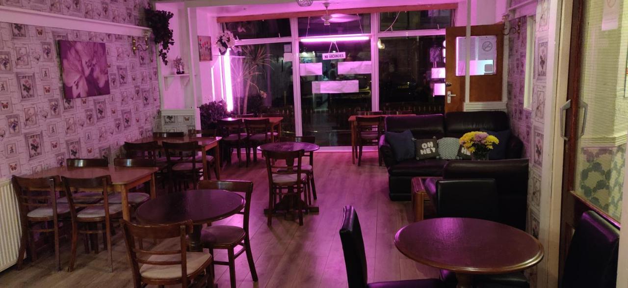Frankies Hotel Blackpool Bagian luar foto